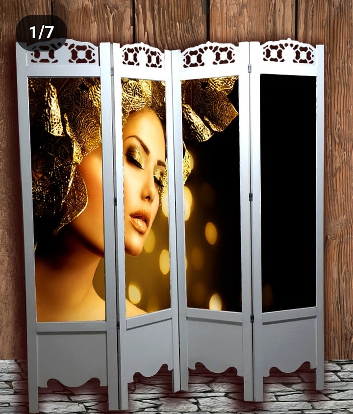 پاراوان چاپی هر لنگه ای ۵۰۰ هزار تومان. پایه نگهدارنده هر عدد ۵۰ هزار تومان